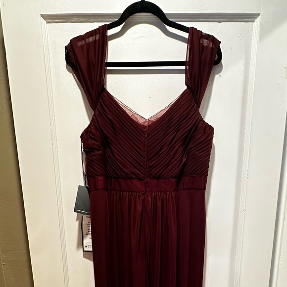 ADRIANNA PAPELL TULLE DRAPED GOWN DRESS - Picture 3 of 3